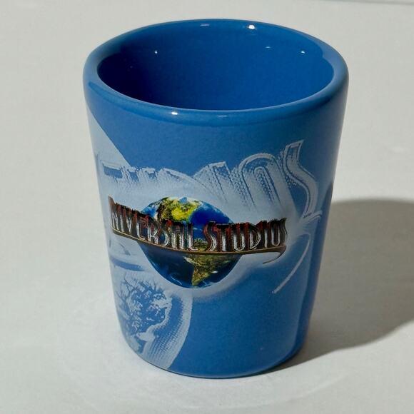🌎 NWOT Universal Studios Blue Ceramic Shot Glass Souvenir Mini Mug 3D Globe - Picture 1 of 3
